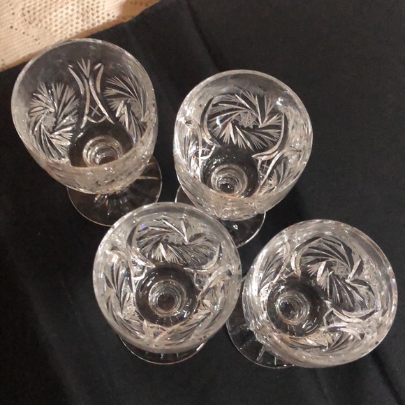 Set of 4 crystal aperitif or shot glasses - Picture 4 of 7